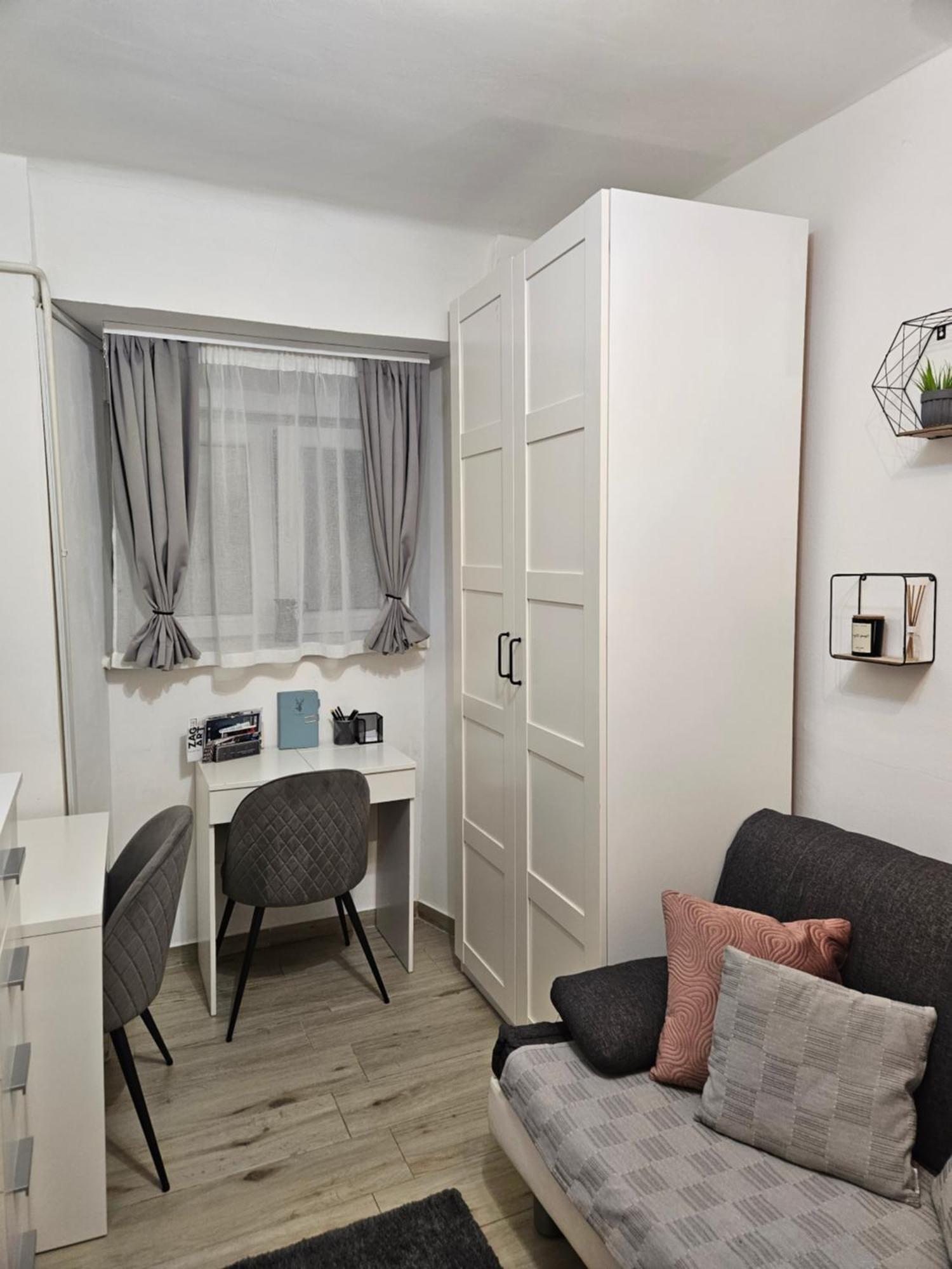 Apartment Maja - Strict Center Of Загреб Екстериор снимка
